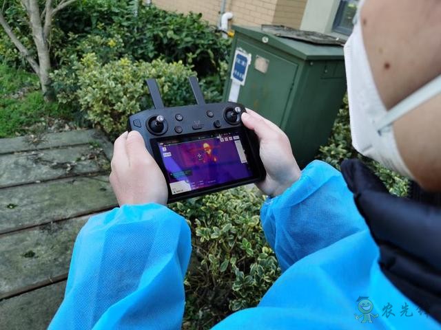農(nóng)業(yè)無人機變身“運輸機”,上海奉賢用無人機服務隔離人員