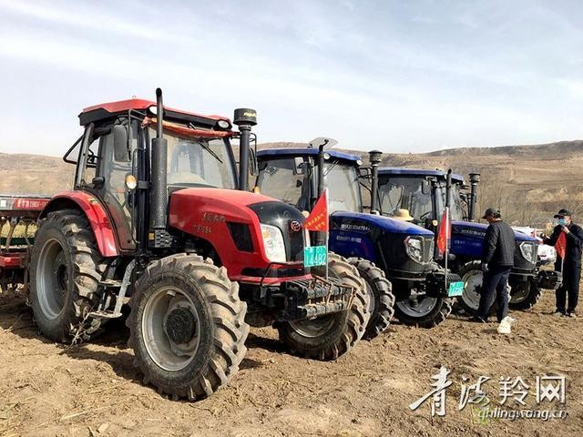 農(nóng)業(yè)托管帶動(dòng)小農(nóng)戶走向現(xiàn)代農(nóng)業(yè)