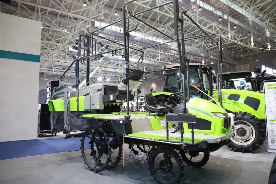 中聯重科2ZPY-13D水稻有序拋秧機 中聯重科2ZPY-13D水稻有序拋秧機